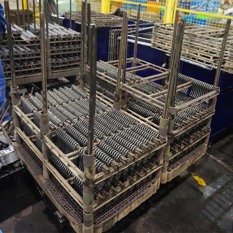 Jakie są urządzenia do obróbki cieplnej w piecu próżniowym? | FH® firmy Wuxi Junteng Fanghu Alloy Technology Co., Ltd.